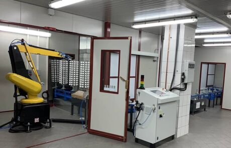 Ardesia has completed the installation of an automatic plastic cap painting line for cosmetics in Poland